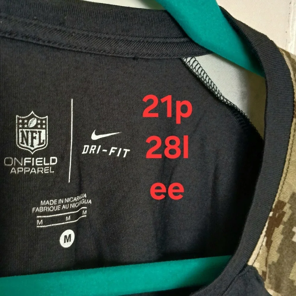 Baltimore Ravens Nike T Shirt M Green Camo Salute To Service Dri-Fit‎ 3/4 Sleeve